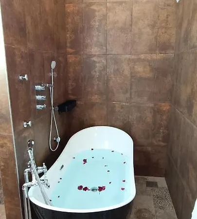 Le Marechal Duplex - Appartement Avec Jacuzzi - Caen Hyper Centre Exterior foto