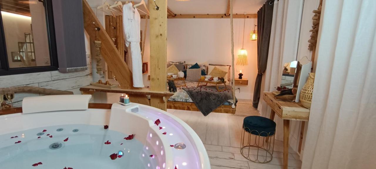 Le Marechal Duplex - Avec Jacuzzi - Hyper Centre Apartment